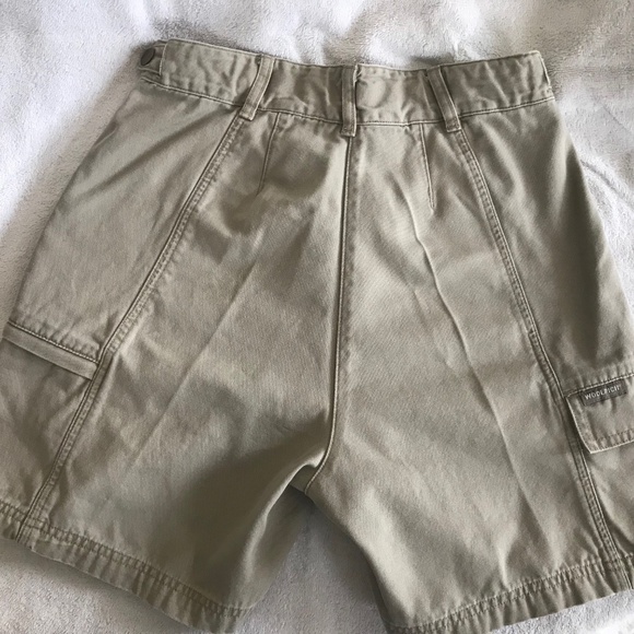 Woolrich Khaki Cargo Shorts - Picture 2 of 4